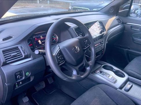 Used 2022 Honda Pilot Sport image 17