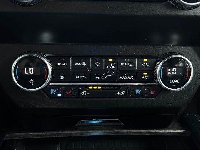 Used 2019 Ford Expedition Limited w/ Equipment Group 301A RWD image 14
