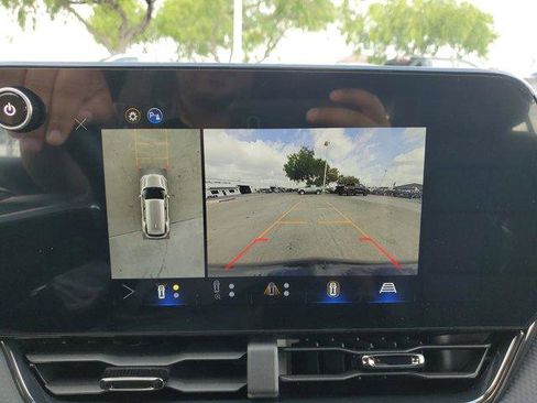 New 2026 Chevrolet Equinox RS w/ Safety and Technology Package FWD image 25