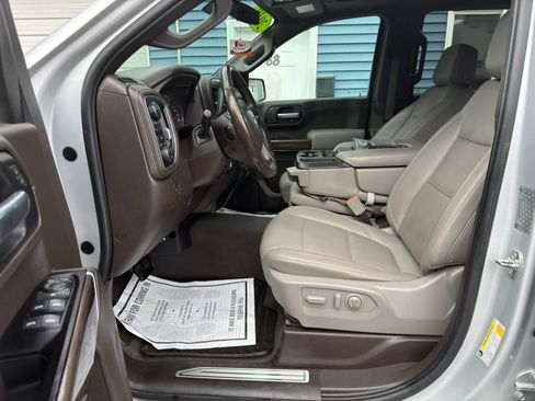 Used 2019 Chevrolet Silverado 1500 LT w/ Texas Edition AWD/4WD image 10
