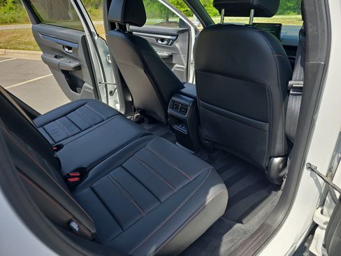 Used 2024 Honda CR-V Sport Touring image 11