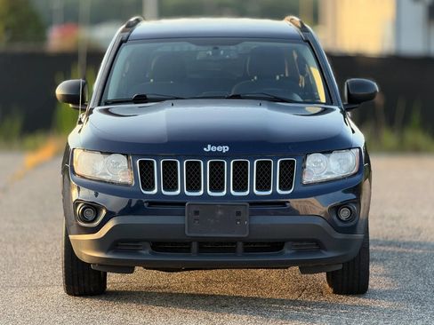 Used 2013 Jeep Compass Latitude AWD/4WD image 5