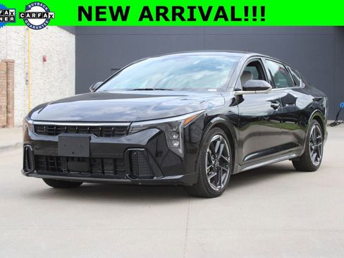 Used 2025 Kia K4 GT-Line w/ GT-Line Premium Package image 1