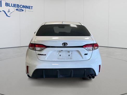 Used 2023 Toyota Corolla SE FWD image 5