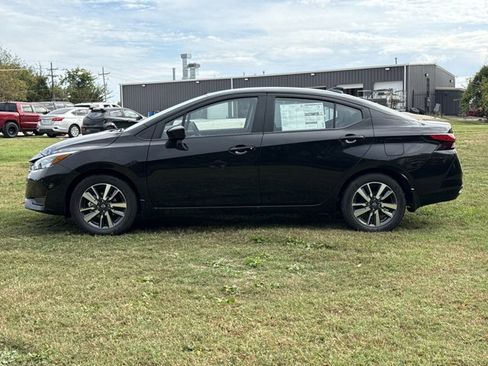 New 2025 Nissan Versa SV w/ Trunk Package image 10