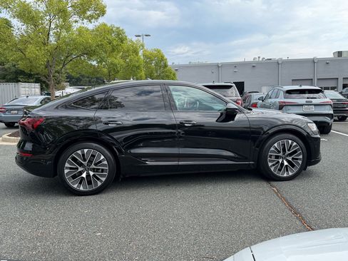 Used 2024 Audi Q8 e-tron Prestige w/ Prestige Package AWD/4WD image 8