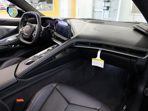 New 2026 Chevrolet Corvette Stingray Premium Cpe w/ Z51 Performance Package image 28