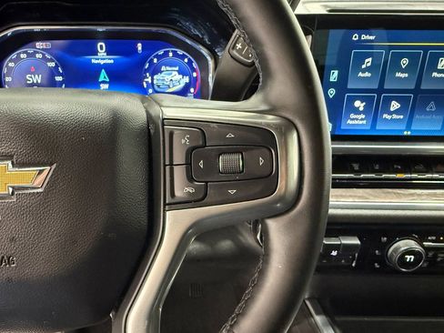 Used 2025 Chevrolet Silverado 2500 LTZ w/ LTZ Convenience Package image 22