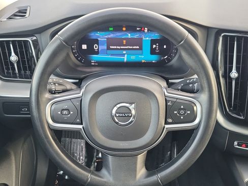 Used 2023 Volvo XC60 B5 Core AWD/4WD image 19
