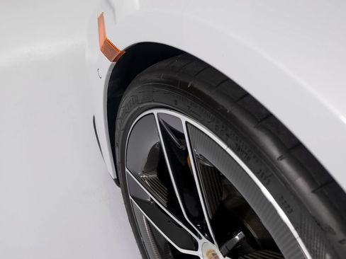 Certified 2025 Porsche 911 Carrera GTS RWD image 49