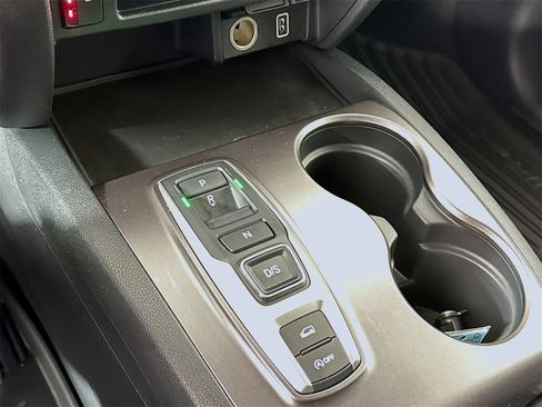 Used 2022 Honda Pilot Sport image 14