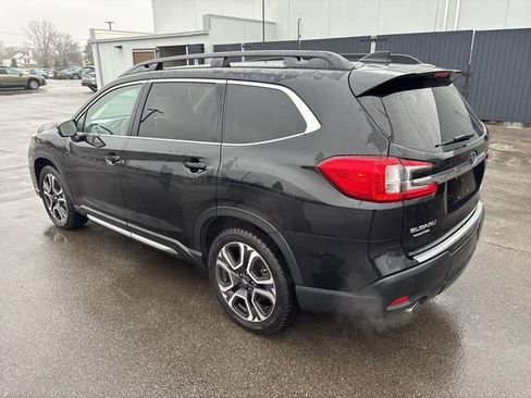 Used 2023 Subaru Ascent Limited image 8
