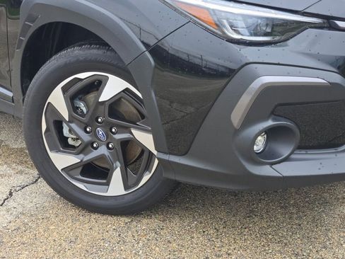 Certified 2025 Subaru Crosstrek 2.5i Limited image 3