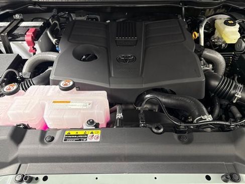 New 2026 Toyota Tundra SR5 AWD/4WD image 14