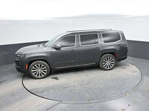 Used 2022 Jeep Grand Wagoneer Series II w/ Convenience Group III image 27