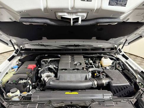 Certified 2025 Nissan Frontier SV w/ SV Convenience Package image 27