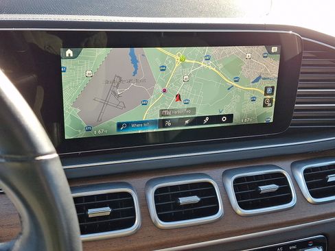 Certified 2023 Mercedes-Benz GLS 450 4MATIC image 18