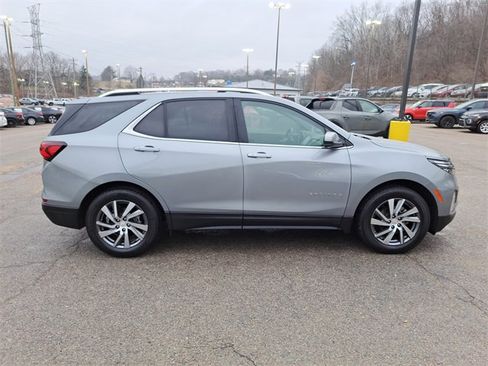Used 2023 Chevrolet Equinox Premier image 6