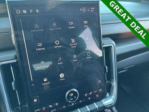 Used 2025 GMC Yukon Denali image 18