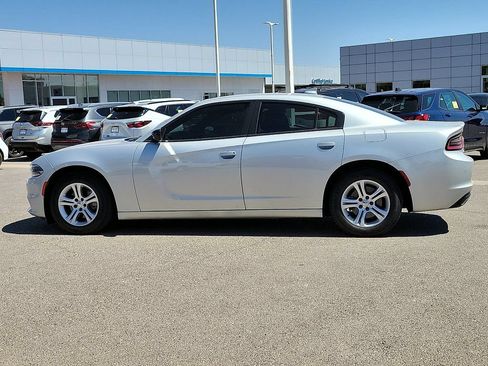 Used 2023 Dodge Charger SXT RWD image 6