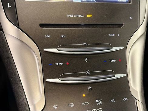 Used 2014 Lincoln MKZ Hybrid w/ Equipment Group 202A Reserve image 15