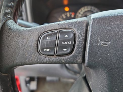 Used 2006 Chevrolet Silverado 2500 LT w/ Onstar Plus Package image 19