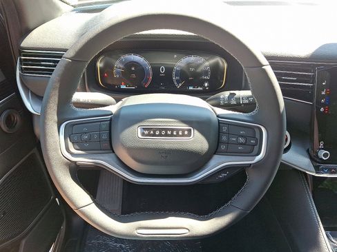 New 2025 Jeep Wagoneer Series II image 17