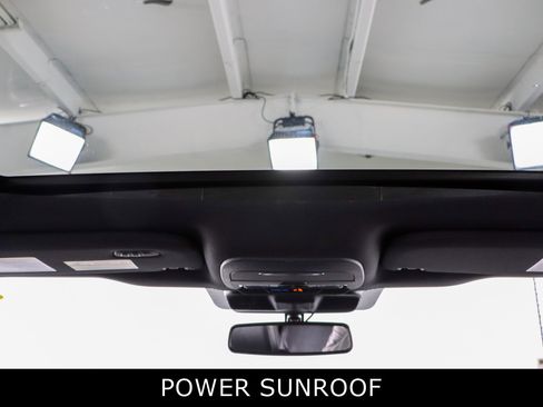 Used 2022 Ford F150 Lariat w/ Equipment Group 502A High image 24