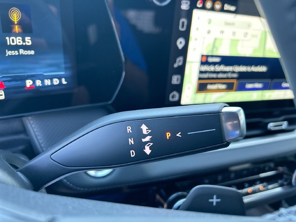 Used 2026 Chevrolet Equinox LT FWD image 19