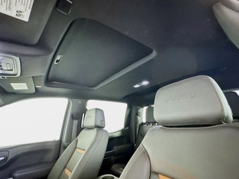 Certified 2021 GMC Sierra 1500 AT4 w/ AT4 Preferred Package image 15