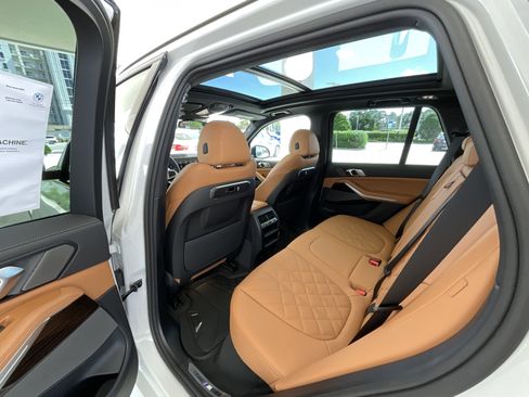 New 2026 BMW X5 xDrive40i w/ M Sport Package image 24