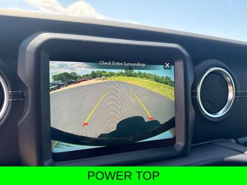 Used 2021 Jeep Wrangler Unlimited Sahara w/ Uconnect 4C Nav & Sound Group AWD/4WD image 27