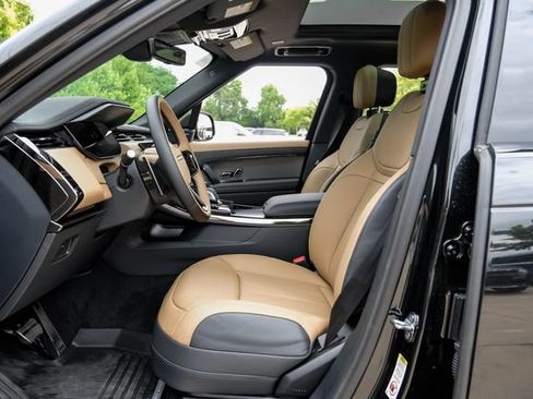 New 2026 Land Rover Range Rover Sport Dynamic SE AWD/4WD image 4