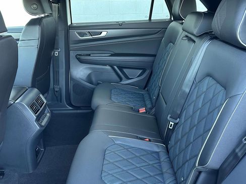 New 2026 Volkswagen Atlas Cross Sport SEL Premium R-Line image 13