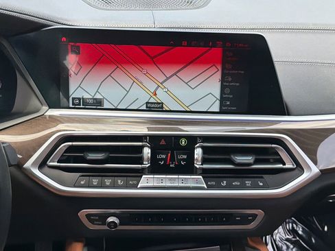 Used 2022 BMW X6 xDrive40i w/ Premium Package AWD/4WD image 19