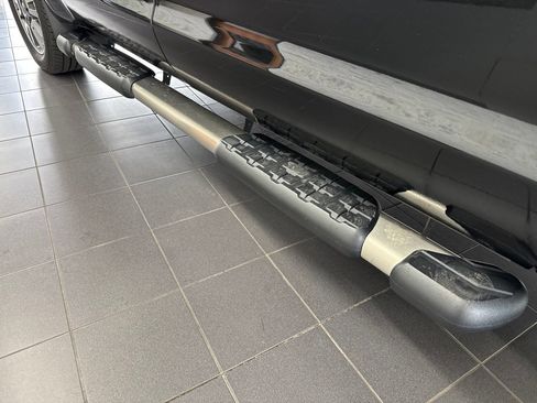 Certified 2019 Toyota Tundra Platinum AWD/4WD image 11