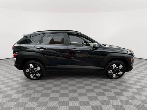 Used 2024 Hyundai Kona SEL AWD/4WD image 2