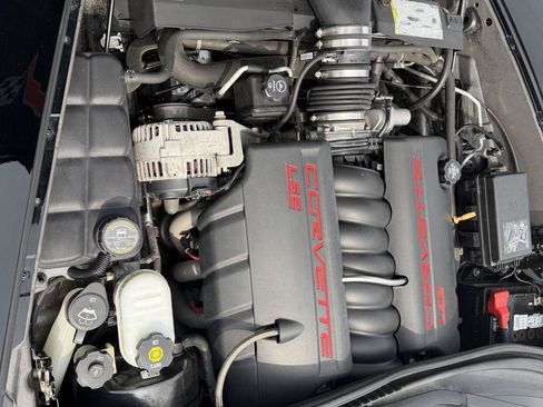 Used 2007 Chevrolet Corvette Convertible w/ Preferred Equipment Group RWD image 30