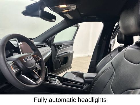 Used 2023 Jeep Compass Limited AWD/4WD image 36