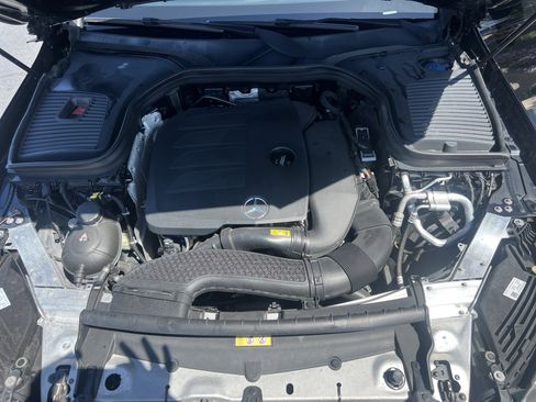 Used 2021 Mercedes-Benz GLC 300 w/ AMG Line image 35