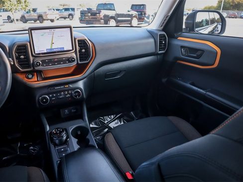 Used 2021 Ford Bronco Sport Badlands image 20