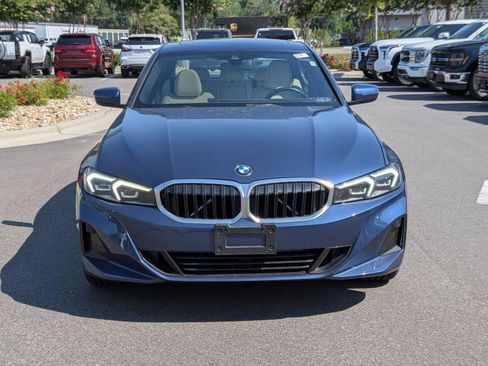 Used 2023 BMW 330i xDrive Sedan w/ Driving Assistance Package AWD/4WD image 8