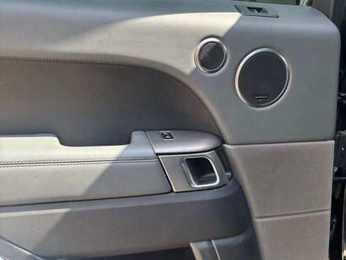Used 2014 Land Rover Range Rover Sport HSE image 8