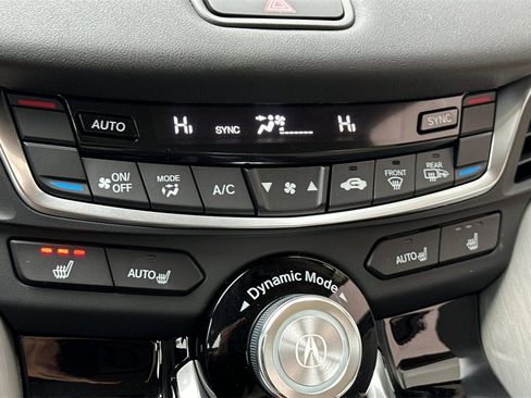 Certified 2025 Acura TLX w/ Technology Package image 21