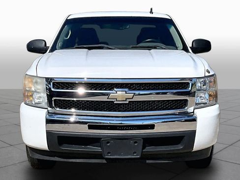 Used 2011 Chevrolet Silverado 1500 LS RWD image 3