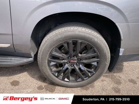 Used 2021 GMC Yukon XL SLT w/ SLT Luxury Package AWD/4WD image 8