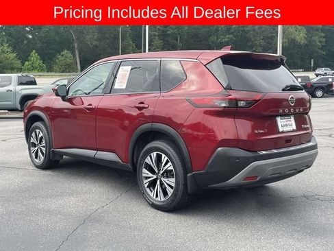 Used 2021 Nissan Rogue SV AWD/4WD image 3