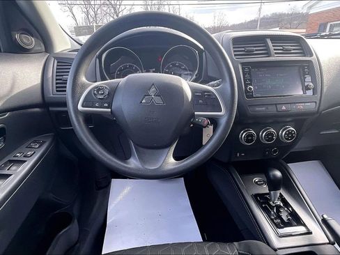 Used 2024 Mitsubishi Outlander Sport ES image 5