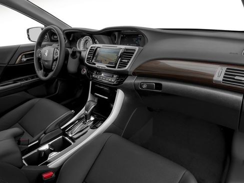 Used 2017 Honda Accord EX-L image 16