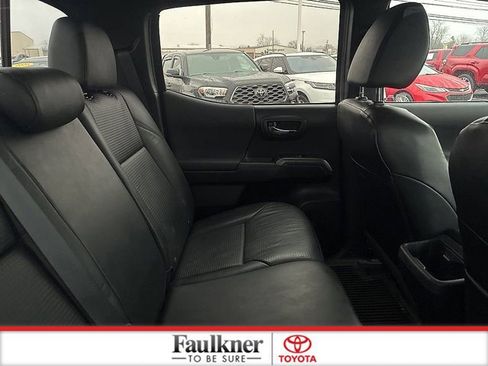 Certified 2020 Toyota Tacoma TRD Off-Road w/ TRD Premium Off Road Package image 27